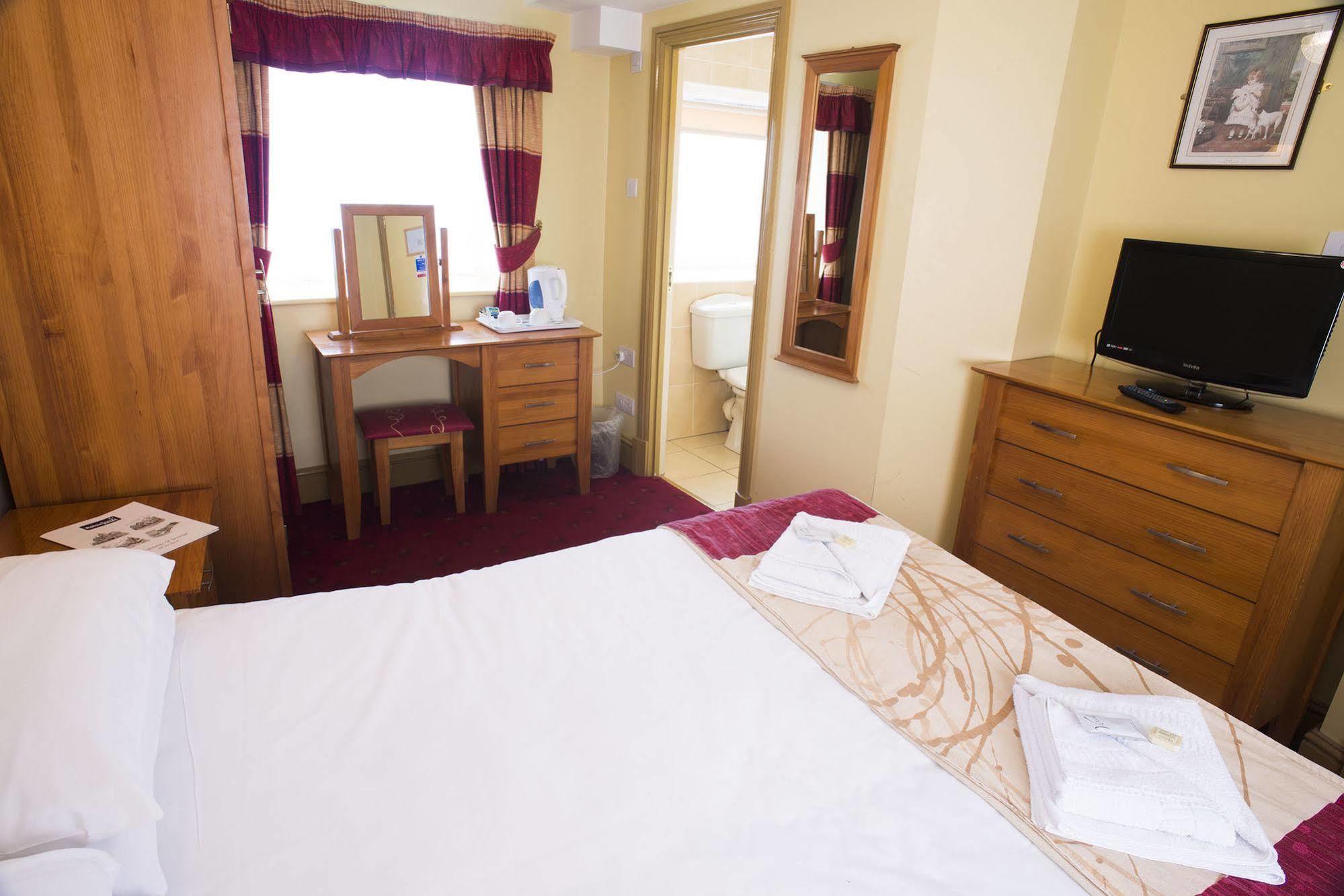 The Highwayman Inn Shepton Mallet Extérieur photo