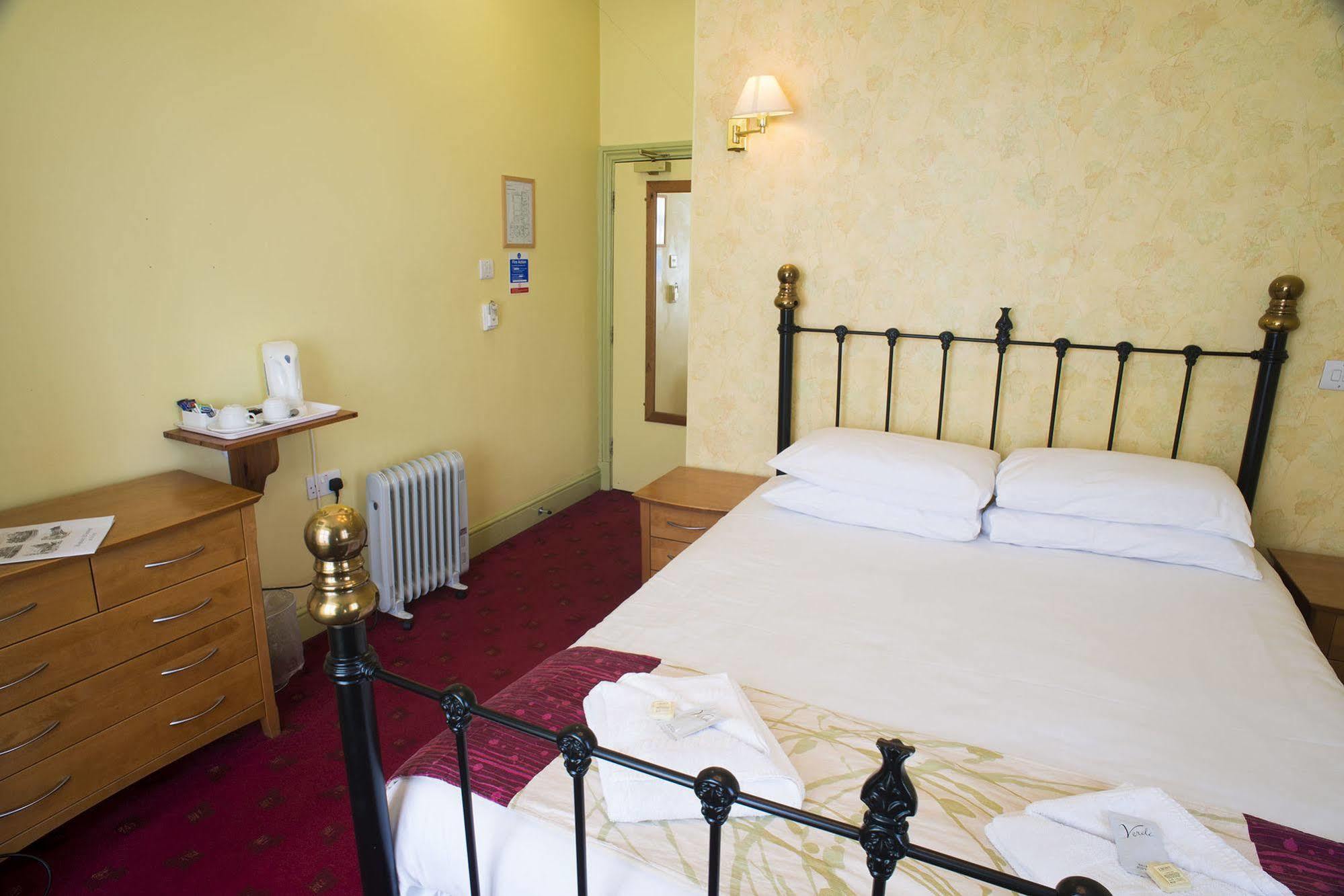 The Highwayman Inn Shepton Mallet Extérieur photo