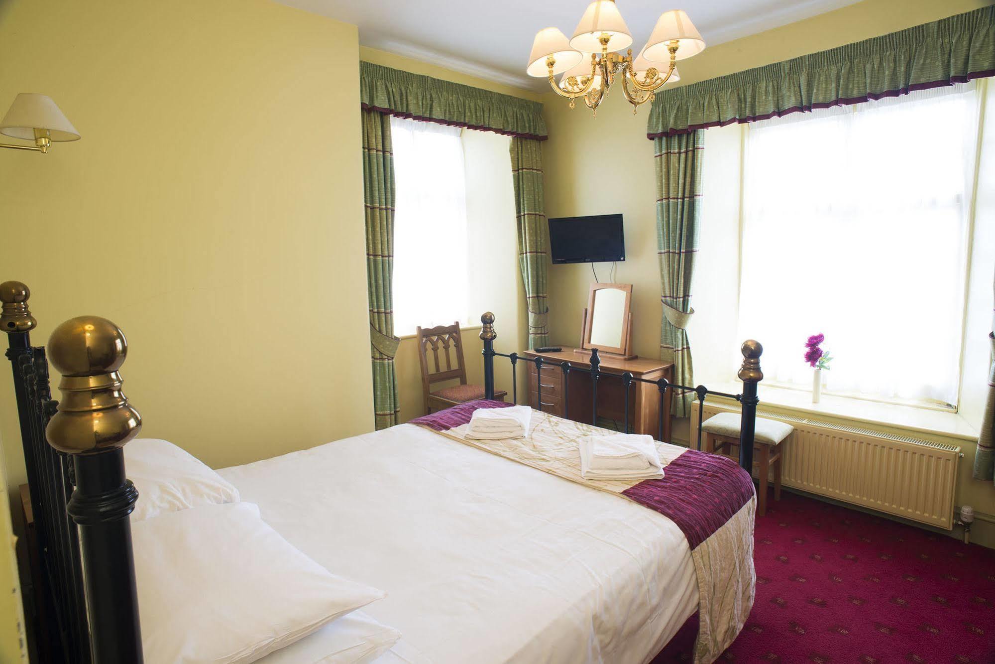 The Highwayman Inn Shepton Mallet Extérieur photo