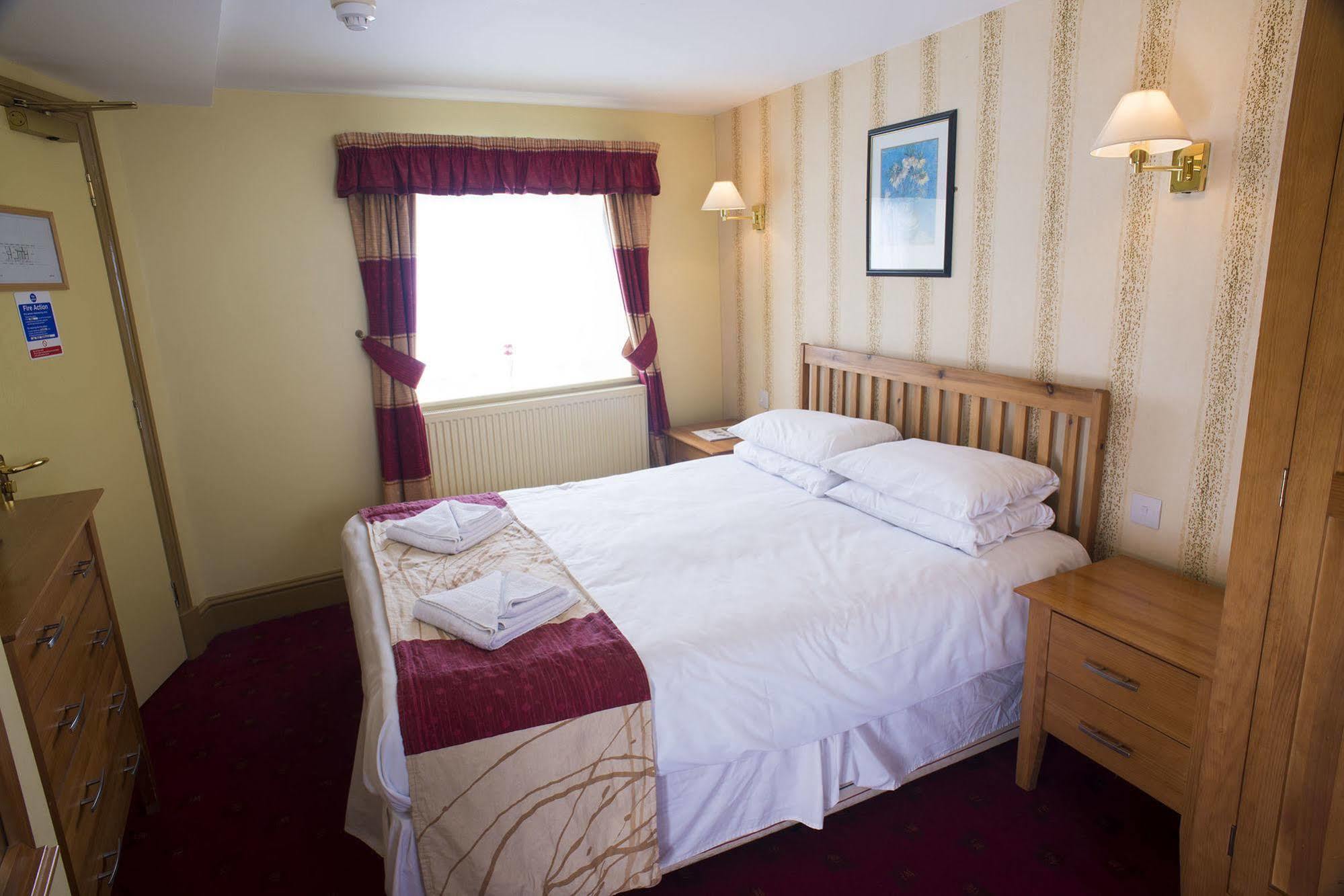 The Highwayman Inn Shepton Mallet Extérieur photo